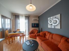 Your Home by the Sea for 3 in Xylokastro – hotel w mieście Xylokastron