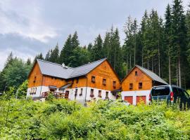 Hotýlek pod smrkem, hotel in Harrachov