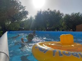 Parco Esmeralda - Family Residence e Breakfast, guest house in Marina di Camerota