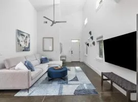 The Polygon Park Circle Mins to Dwtn and Beach