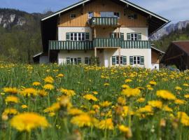 Landhaus Perllehen, casa rural en Berchtesgaden