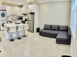 温西民宿 Vancouver West Quiet Home