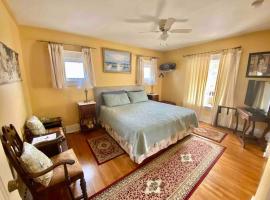 Two bedrooms unit with jacuzzi and great view – domek wiejski w mieście Niagara Falls