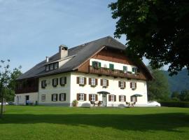 Haus Schönblick, vacation rental in Strobl