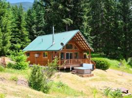 Mountain View Cabin, Hot Tub at White Pass, Mt Rainier National Park、パックウッドのシャレー