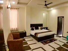 Hotel Govindam Elite, hotel perto de Kanpur Airport - KNU, Juhi Bari