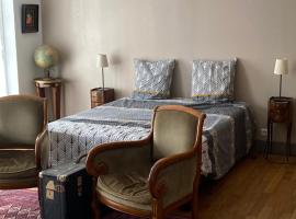 Logis Saint Vivant, отель типа «постель и завтрак» в городе Volnay