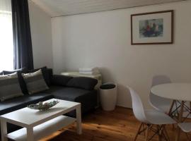 Summer House, hotel a Lubniewice