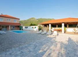 Beautiful Home In Zavojane