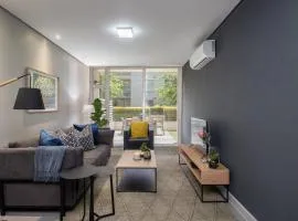 Modern Family Flat Andringa Walk