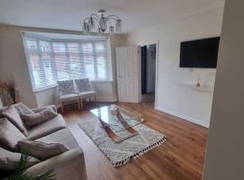 Somers Lodge, cabin in Leicester