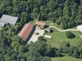 Ferme de la Dhuys, hotel barato en Rochefontaine