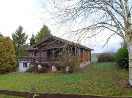 Traditional chalet with sauna, hot tub and relaxation area close to La Roche, cottage in Beffe