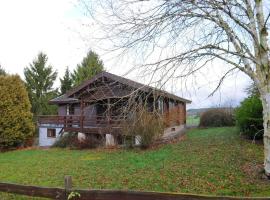 Traditional chalet with sauna, hot tub and relaxation area close to La Roche, hotell sihtkohas Beffe