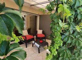 Ma Charmante Maison En Provence, ξενοδοχείο σε Lancon-Provence