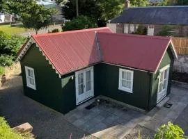 Wee House in beautiful surroundings Maybole