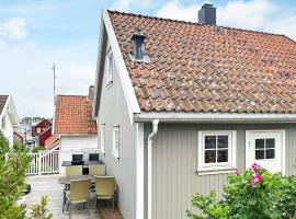 Holiday home Skjærhalden, hotel em Skjærhollen