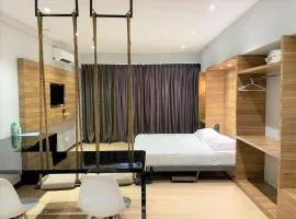 Aeropod SOVO Entire Serviced Studio