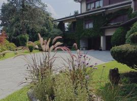 Chez Queen B&B - Lake Como, hotel v destinaci Lurate Caccivio