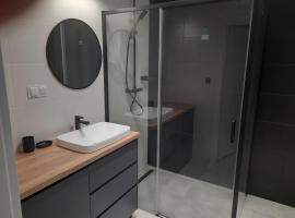 APARTAMENT OLIWIER, отель в городе Клодзко