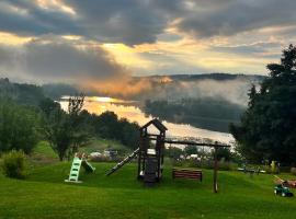 Brzozowe Wzgórze, hotel em Wolkowyja