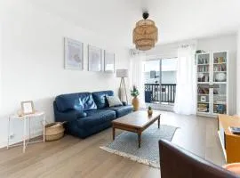 LE COSY avec piscine, balcon et parking