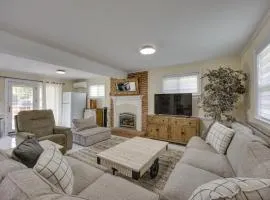 Mechanicsville Vacation Rental about 8 Mi to Richmond