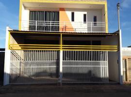 Cantinho Iluminado e Relaxante Privativo, guest house in Brasília