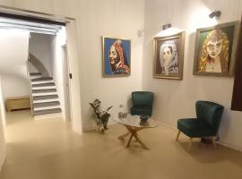 La casetta Guest House Oristano, hostal o pensión en Oristano