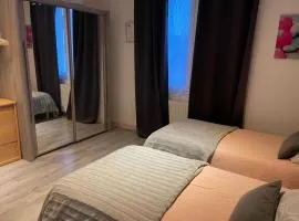 Chambre julia lits séparés