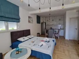 Studio apartman Happy Home