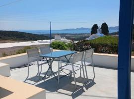 The Kamari Blue Dome house, vila di Kampos Paros