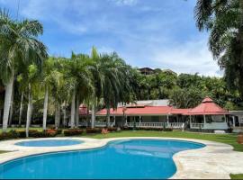 Finca San José los Naranjos, country house in Santa Marta