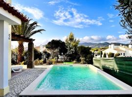 Aldeia de Juzo Cascais Villa، مكان عطلات للإيجار في Aldeia de Juso