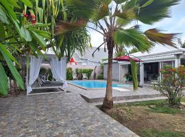 Villa Almeida à 500m de la plage, beach rental in Courcelles