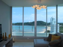 15B Stunning Oceanfront Views Panama Resort Life, hotel v destinaci ArraijÃ¡n