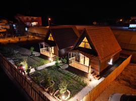 Riviera bungalow evleri demre 2, hytte i Demre