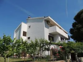 Apartments Dolac