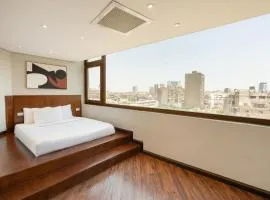 Brassbell l Zamalek l Om Kolthoom l Central Location