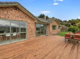 One Two Eight - Richmond Holiday Home