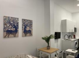 Ensanche Apartments, hotel near Congosto Metro Station, Madrid