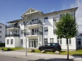 schöne 2-Raum-Wohnung mit Balkon, gratis Nutzung vom AHOI Erlebnisbad und Sauna in Sellin - Villa Jolie FeWo 09