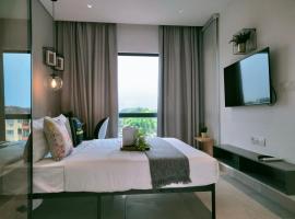 DK 2BR 5Pax with balcony NEAR Subang Airport, דירה בשאה אלאם