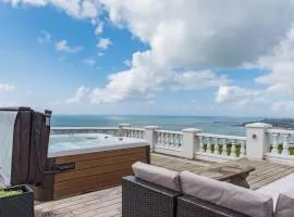 Abbots Cliff House by Bloom Stays