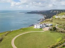 Abbots Cliff House by Bloom Stays