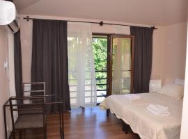 Phudze, hotel em Tel Avi