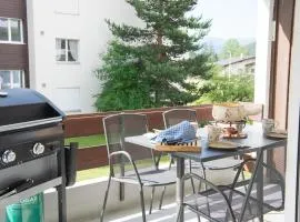 Family basecamp for biking and skiing