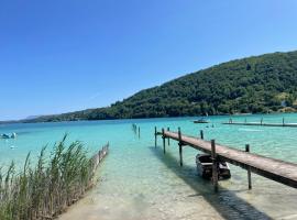 Entre lac et montagne, hôtel à Charavines