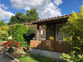 Résidence Les Chalets de Millau, hôtel à Millau