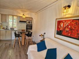 Évasion Provençale à 1km de la plage, Les Issambres, hôtel aux Issambres